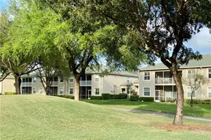 3455 Laurelgreens Ln S, Naples, FL 34119 - Photo 2