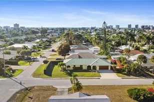 595 103rd Ave N, Naples, FL 34108 - Photo 30