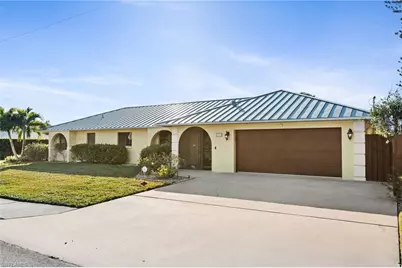 595 103rd Ave N, Naples, FL 34108 - Photo 1