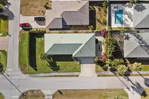 595 103rd Ave N, Naples, FL 34108 - Photo 16