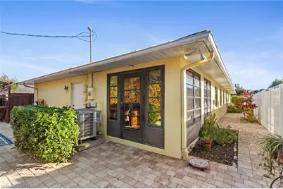 595 103rd Ave N, Naples, FL 34108 - Photo 14