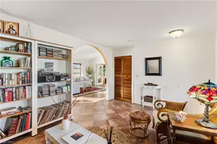 595 103rd Ave N, Naples, FL 34108 - Photo 4