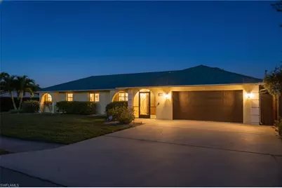 595 103rd Ave N, Naples, FL 34108 - Photo 2