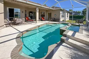 948 Chesapeake Bay Ct, Naples, FL 34120 - Photo 4