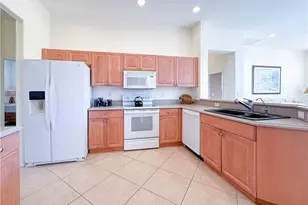 948 Chesapeake Bay Ct, Naples, FL 34120 - Photo 10