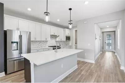 20060 Kingmont Dr, Estero, FL 33928 - Photo 8