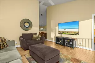 541 Windsor Sq, Naples, FL 34104 - Photo 10