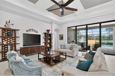 7255 Lantana Cir, Naples, FL 34119 - Photo 6