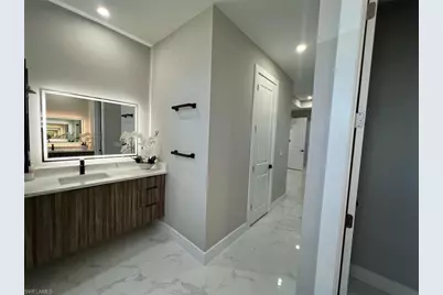 128 Nelson Rd N, Cape Coral, FL 33993 - Photo 20