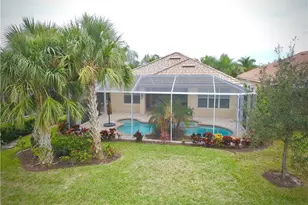 8578 Veronawalk Cir, Naples, FL 34114 - Photo 16