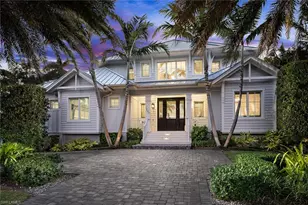 1040 2nd St S, Naples, FL 34102 - Photo 1