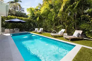 1040 2nd St S, Naples, FL 34102 - Photo 32