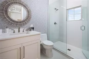 1040 2nd St S, Naples, FL 34102 - Photo 28