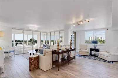 11118 Gulf Shore Dr #A401, Naples, FL 34108 - Photo 4