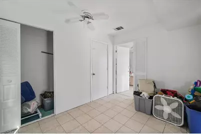 4077 S Edgewater Cir, Labelle, FL 33935 - Photo 20