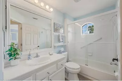 5886 Westbourgh Ct, Naples, FL 34112 - Photo 10