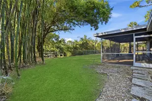 1939 Flamingo Dr, North Fort Myers, FL 33917 - Photo 16