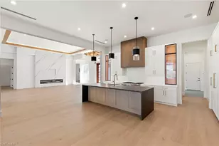 2309 Anthony Ct, Naples, FL 34109 - Photo 6