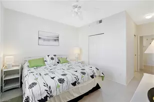 4610 St Croix Ln, Naples, FL 34109 - Photo 12