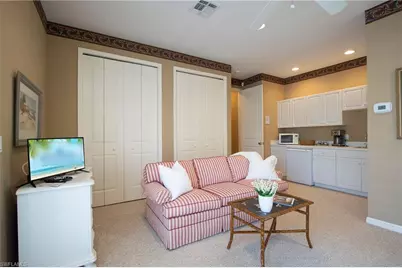 476 1st Ave N, Naples, FL 34102 - Photo 14
