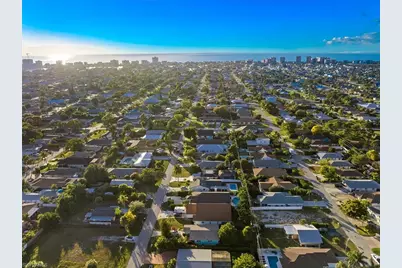 739 102nd Ave N, Naples, FL 34108 - Photo 12