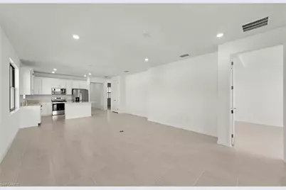 16626 Rolling Rock Blvd, Alva, FL 33920 - Photo 10