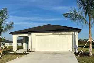 17840 Belforte CT, North Fort Myers, FL 33917 - Photo 4
