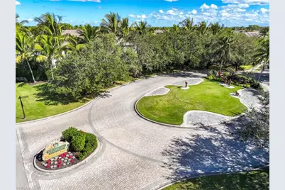 7930 Mahogany Run Ln #811, Naples, FL 34113 - Photo 48