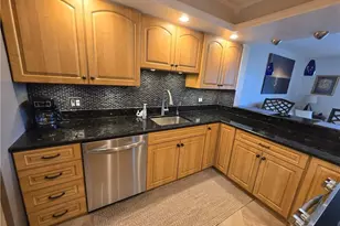 7119 Lakeridge View Court, Fort Myers, FL 33907 - Photo 12