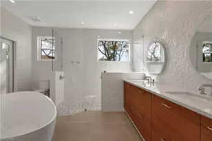 327 Burnt Pine Dr, Naples, FL 34119 - Photo 22