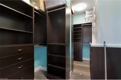 327 Burnt Pine Dr, Naples, FL 34119 - Photo 20