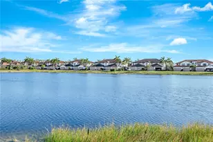 1603 Santiago Cir, Naples, FL 34113 - Photo 32