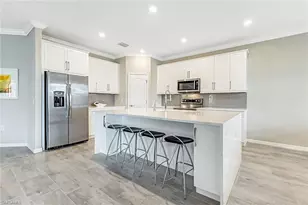 1603 Santiago Cir, Naples, FL 34113 - Photo 22