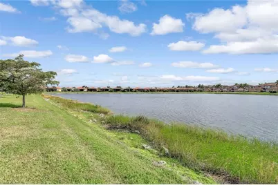 1603 Santiago Cir, Naples, FL 34113 - Photo 34