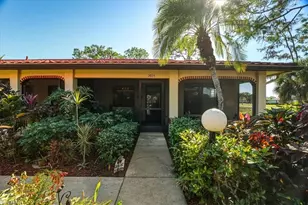 2031 Pine Isle Ln, Naples, FL 34112 - Photo 2