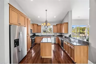 675 15th Ave S, Naples, FL 34102 - Photo 12