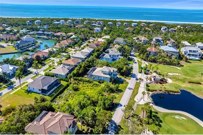335 Hideaway Cir S, Marco Island, FL 34145 - Photo 10