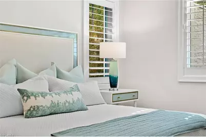 810 9th St S, Naples, FL 34102 - Photo 14