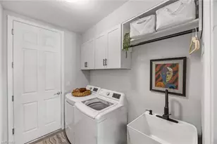 14610 Edgewater Cir, Naples, FL 34114 - Photo 24