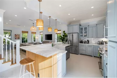 572 7th Ave N, Naples, FL 34102 - Photo 10