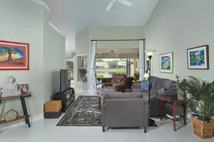 2126 E Crown Point, Naples, FL 34112 - Photo 2