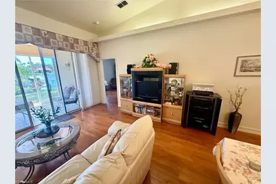 511 Joseph Ct #2, Naples, FL 34104 - Photo 10