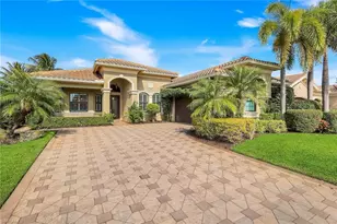 3917 Glacier Ct, Naples, FL 34119 - Photo 34