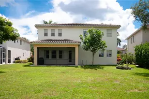 1724 Birdie Dr, Naples, FL 34120 - Photo 2