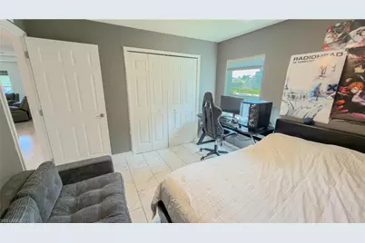 708 Wentworth Dr, Lehigh Acres, FL 33972 - Photo 12