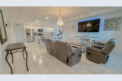 708 Wentworth Dr, Lehigh Acres, FL 33972 - Photo 8