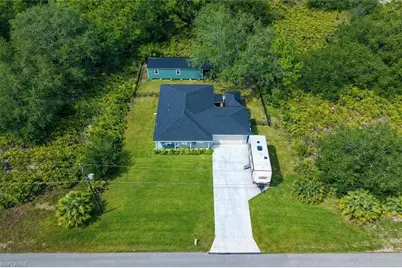 708 Wentworth Dr, Lehigh Acres, FL 33972 - Photo 20