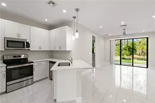 7635 Morgan Way, Naples, FL 34119 - Photo 4