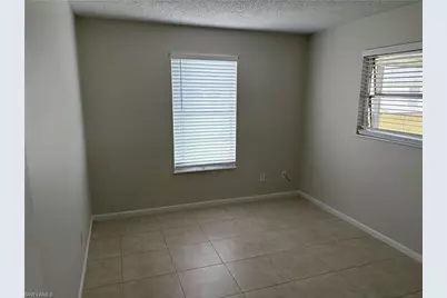 12 Desert Candle Cir, Lehigh Acres, FL 33936 - Photo 16