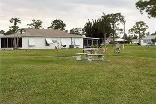 12 Desert Candle Cir, Lehigh Acres, FL 33936 - Photo 20